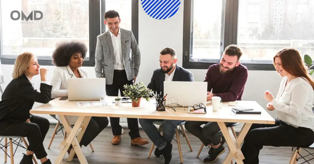 omo implementar um canal de denúncias